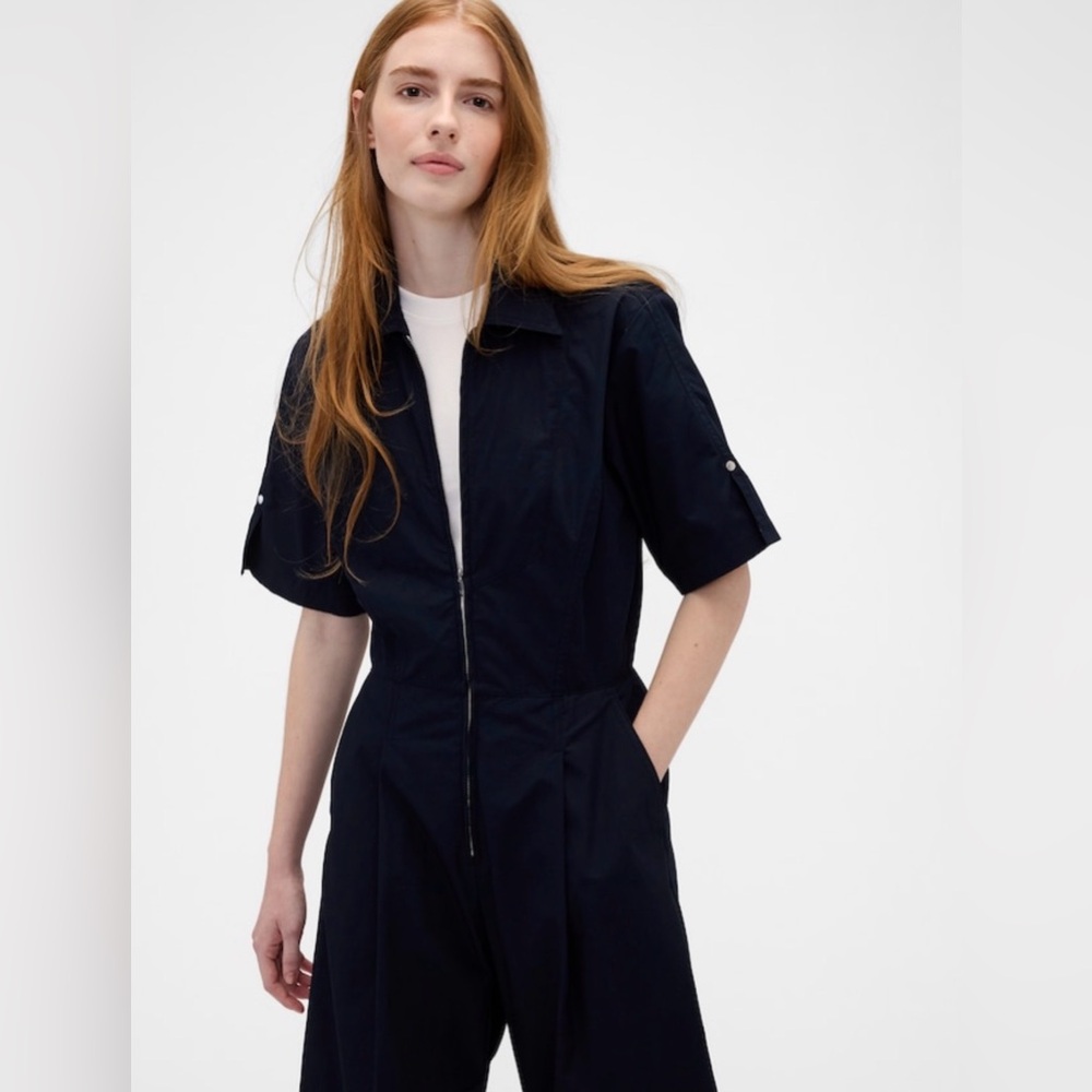 Gap x Victoria Beckham Wide-Leg Navy Jumpsuit with Short Sleeves - Picture 3 of 4